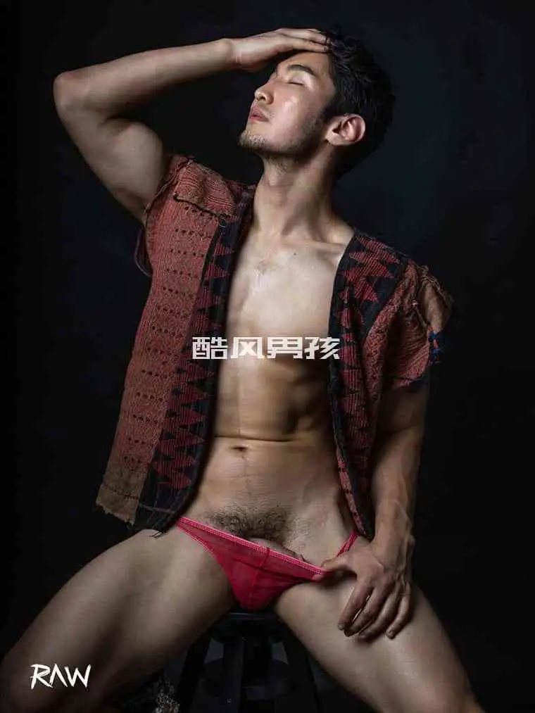 RAW PHOTO BOOK NO.01 | 全见喷发版