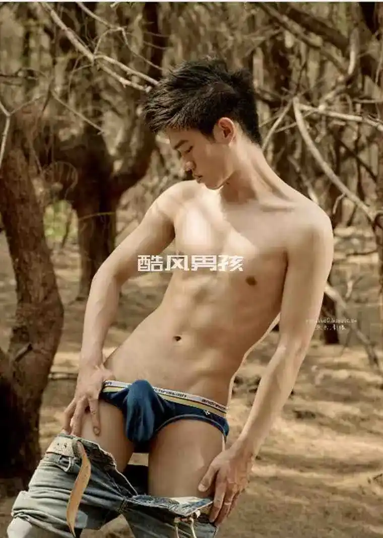 BLUEMEN 蓝男色 NO.33 超多汁男孩-MINI | 写真