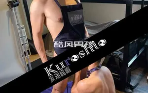 黑潮视崛-裸体围裙的诱惑 | 视频