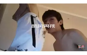 刘夏和体育生帅攻无T啪 | 视频