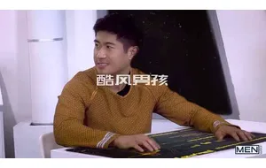 杜达雄模特HAROLD被老外干 | 视频