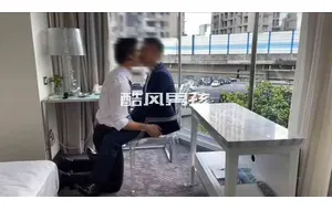 新鲜社畜-用嘴传递爱液 | 视频
