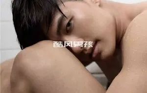 GOSH GUY NO.04 孤单浴室 | 写真