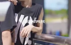 厦门烂尾楼激情-八块腹肌 | 视频