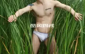上海名媛私拍写真-潘俊轩 | 全见版