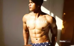 SHENKY | MEN’S ROOM NO.10 JOHNY | 非全见版