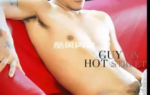 MAN OMG NO.03 GUY ON HOT STREET | 全见版
