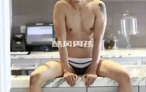 NAGUY NO.34 斯文 TOP哥 | 写真