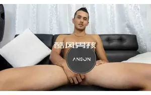 HORNY NAKED LATINO MEN-LEONARDO | 映像-全见喷发版