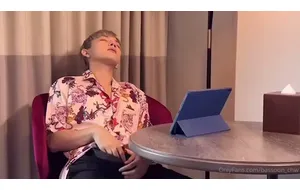 BASSOON和肌肉男 | 视频